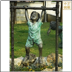 小孩玩單杠景觀雕塑 小孩玩單杠景觀雕塑